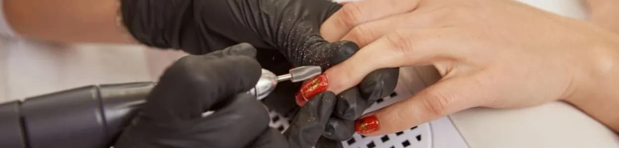 Pochłaniacz pyłu manicure jaki wybrać - kluczowe wskazówki i porady