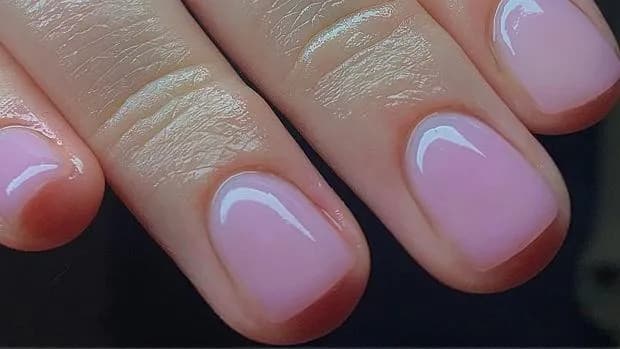 Ile kosztuje french manicure? Ceny i czynniki wpływające
