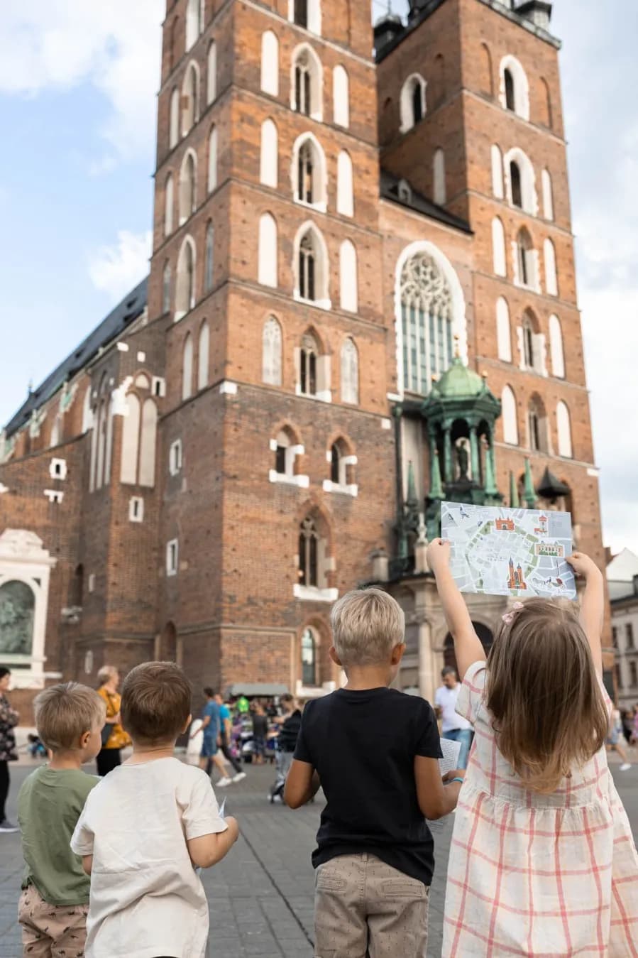 Gdzie z dzieckiem koło Krakowa: 10 atrakcji dla całej rodziny