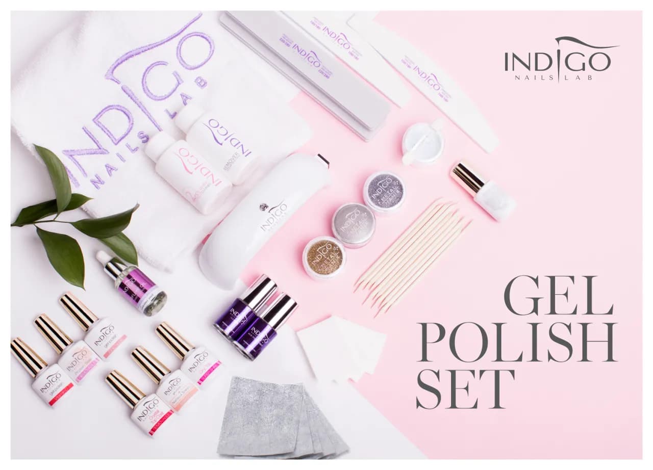 Najlepsze zestawy do manicure hybrydowego: opinie i porównanie