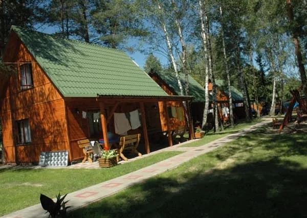 Gdzie nad jezioro z dzieckiem w Lubelskim? Najlepsze miejsca na wypoczynek