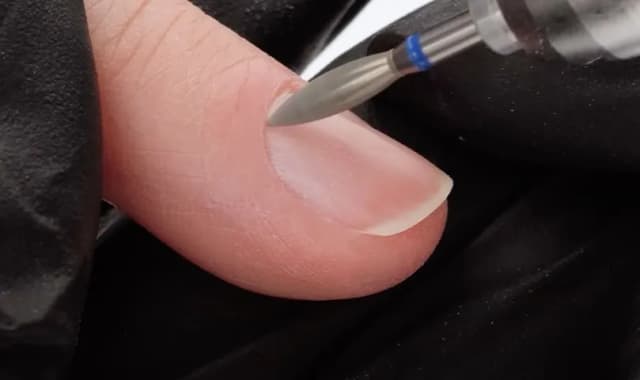 Jak ściągnąć hybrydę frezarką: 5 kroków do perfekcyjnego efektu