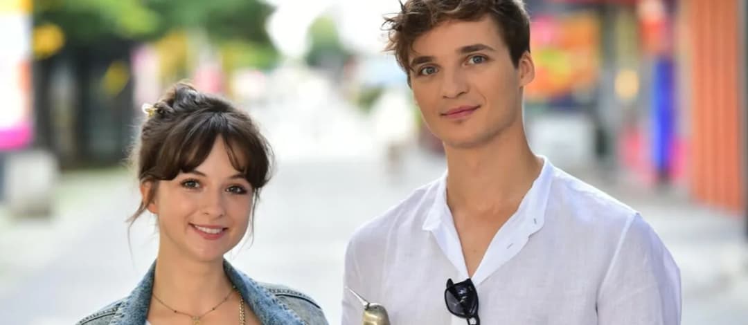 Jacek Sienkiewicz z Kwiatu Jabłoni – ile ma lat i co go wyróżnia?